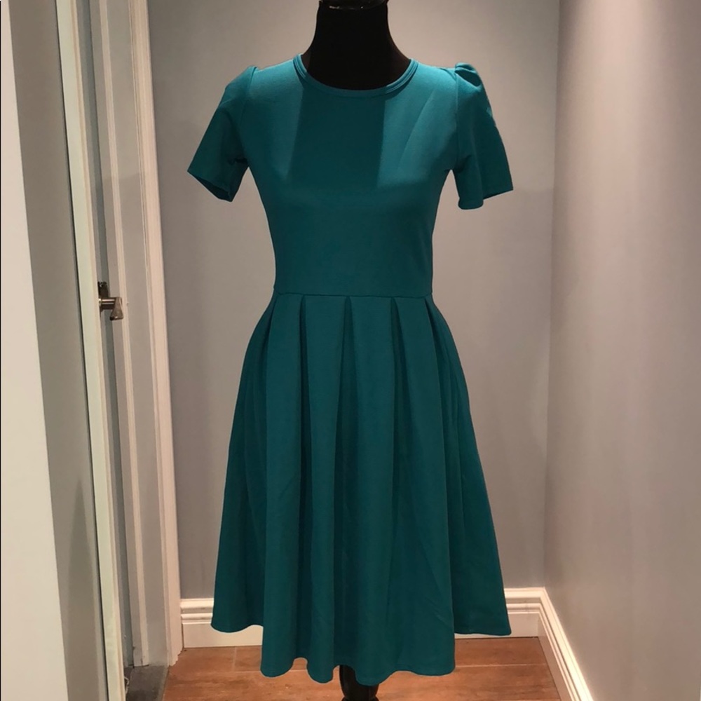 LuLaRoe Small Amelia